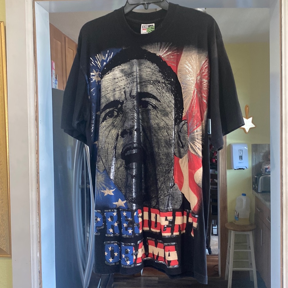 Club 21 Obama shirt, size L